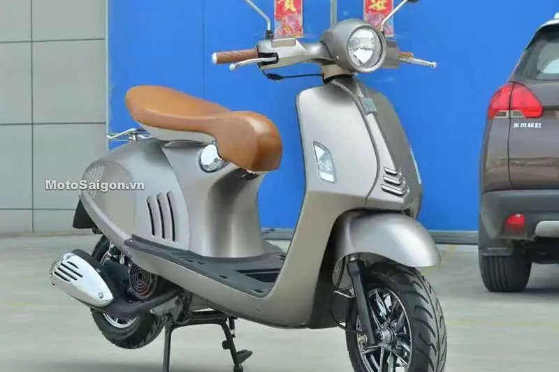 Vespa 946 replika