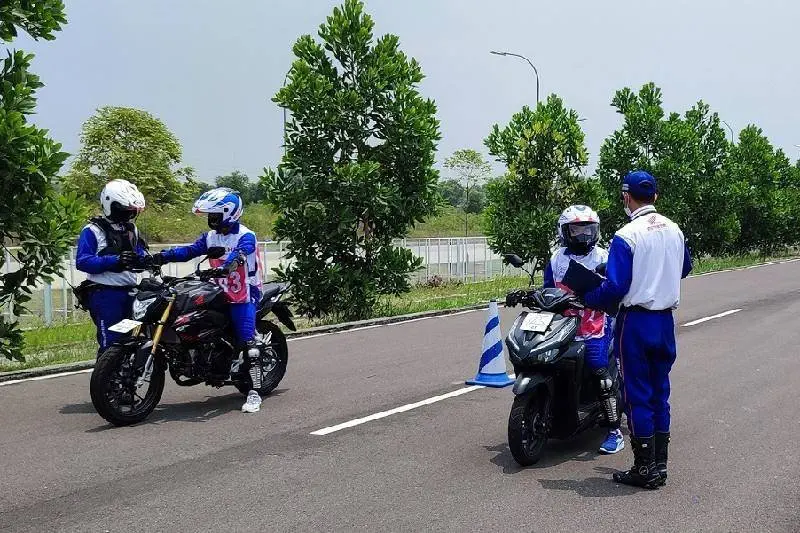 Keselamatan Berkendara